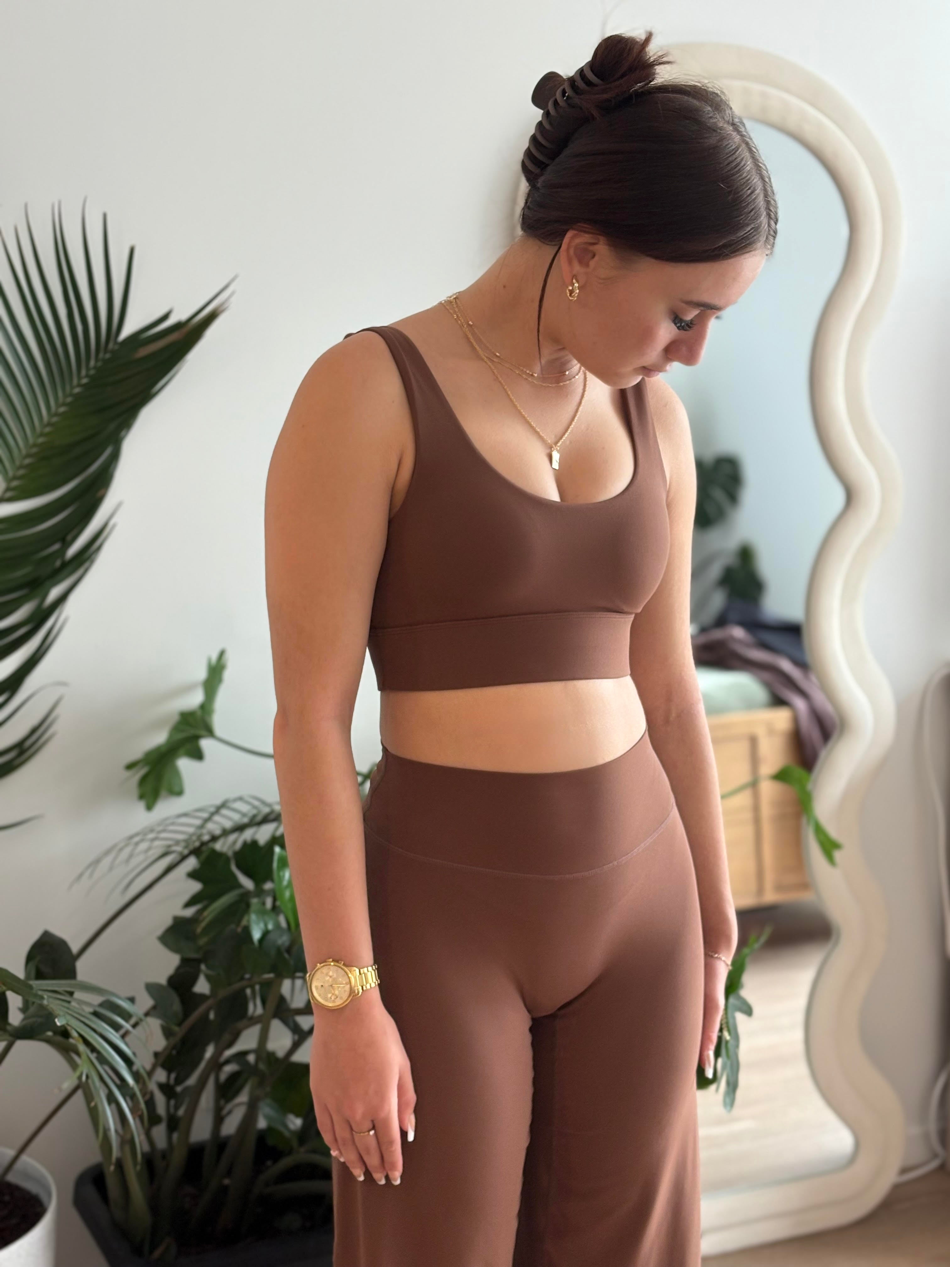 Contour Crop- Chestnut